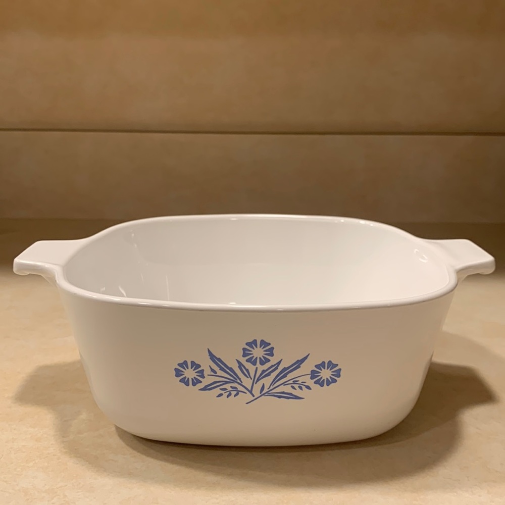 Vintage RARE 70’s Corning Ware 1 1/2 QT. - P-1 1/2-B -USA